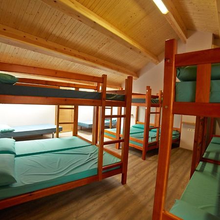 Albergue Pereiro Melide Bilik gambar